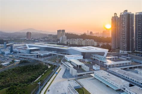 莲塘口岸商业城|蓮塘口岸好去處6推介｜免費巴士去Outlet／東湖公園野餐/ 新商